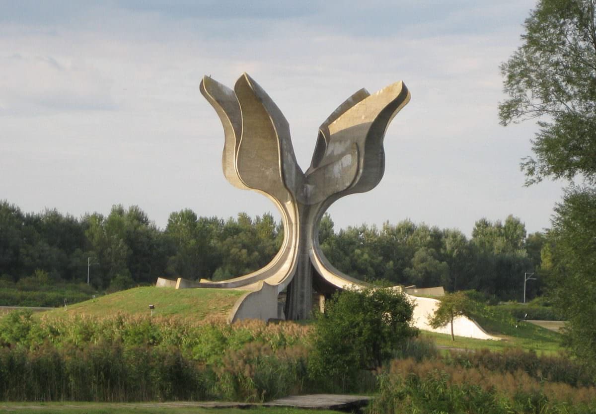 Spomenik_-logor_Jasenovac