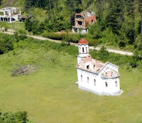 Црква Пресвете Тројице у Тумарама (фото: Одбор за заштиту права Срба у ФБиХ) -